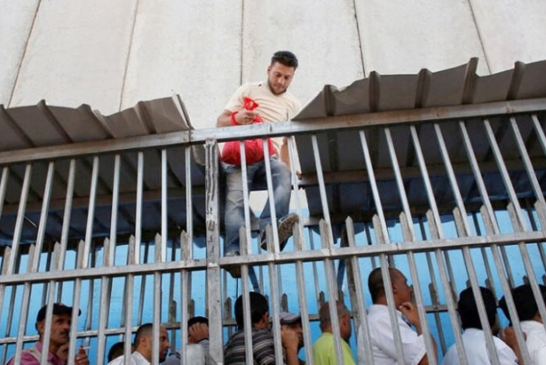 אתר האינטרנט של צה"ל נפרץ והוצאו אלפי אישורי עובדים