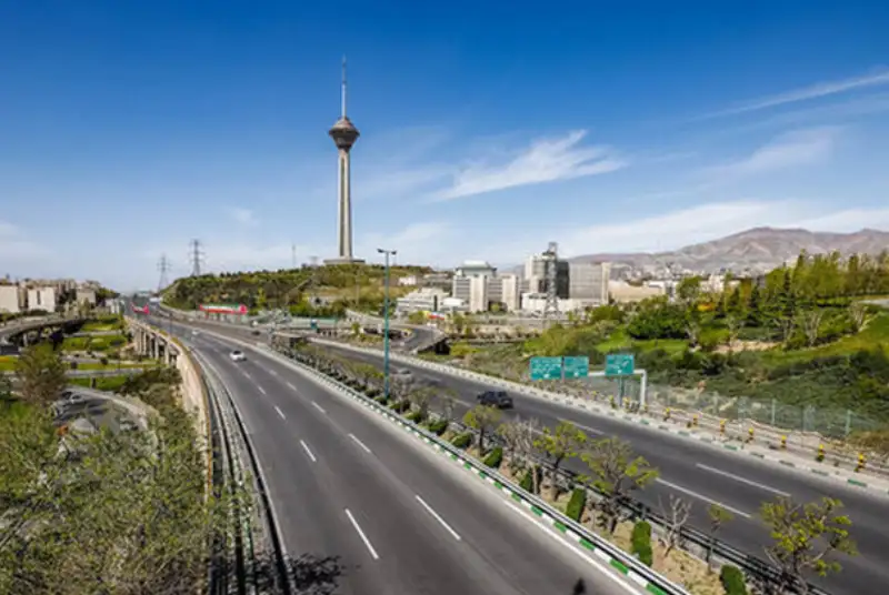 چرا تهران خلوت شد؟