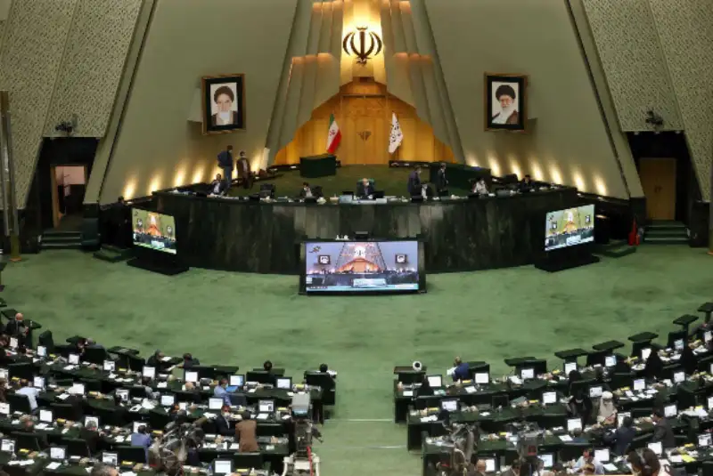نامه 250 نماینده به رئیس جمهور
