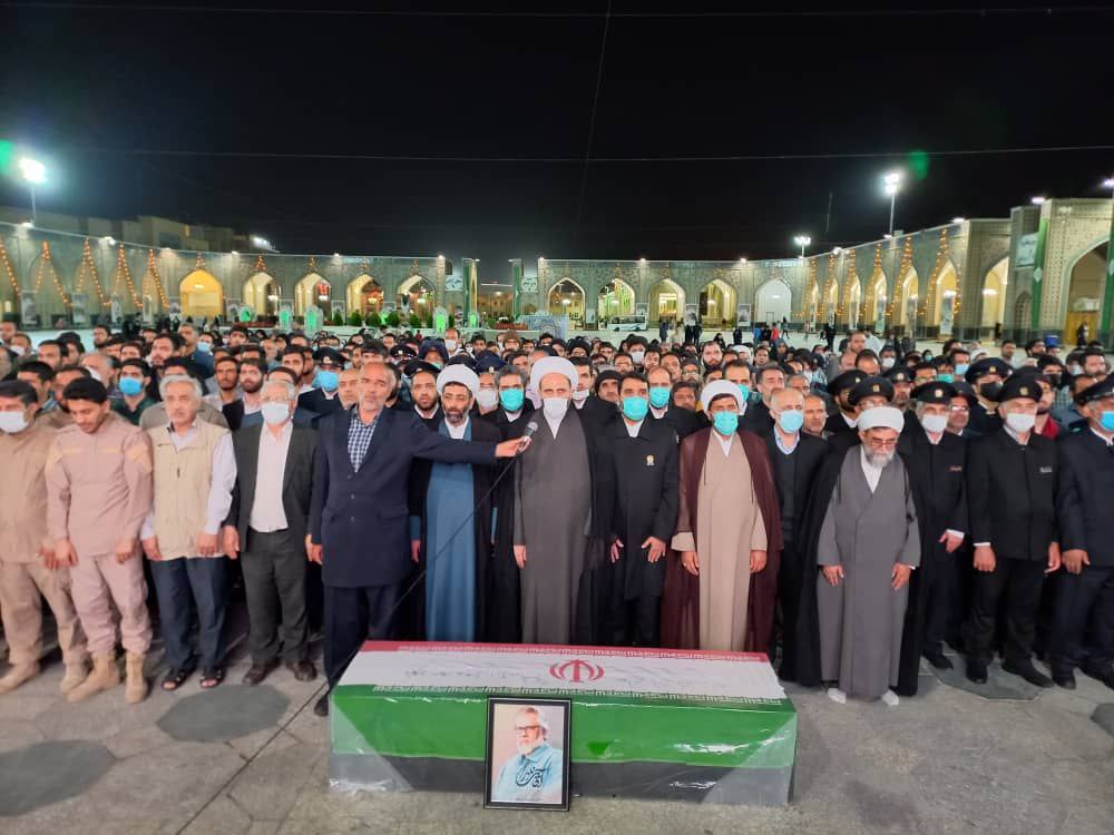 وداع با پیکر نادر طالب‌زاده در حرم مطهر رضوی+ فیلم