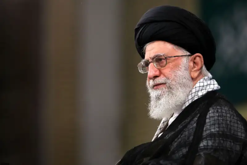 پیام تسلیت رهبر انقلاب در پی درگذشت حجت‌الاسلام فاطمی‌نیا