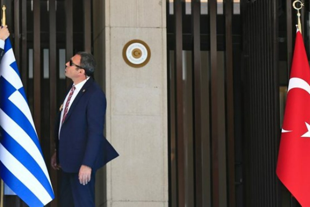 Origins of new round of military tensions between Turkey & Greece