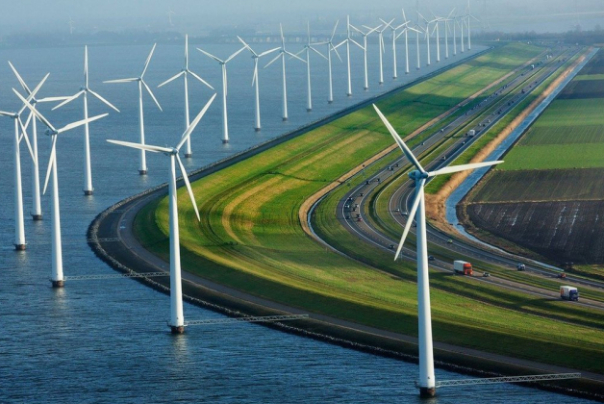 Myths and realities of the green economy