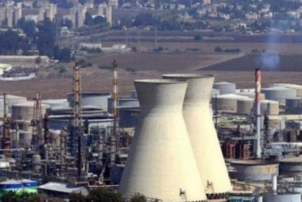 שריפה פרצה במפעל עקב דליפת אמוניה ברוחבות, דרומית לתל אביב.