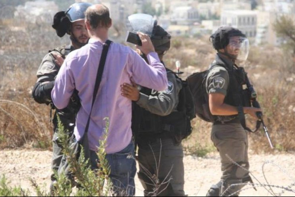 הכיבוש עוצר 4 פועלים מהעיירה אלח'דר