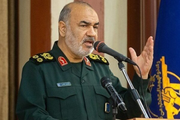 اللواء سلامي: مصدر قوة الحرس الثوري هو القوة البرية