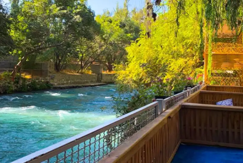 فاضلاب لاکچری‌های جاده چالوس درآب شرب تهران!
