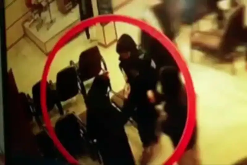 جمهوری اسلامی مظلوم