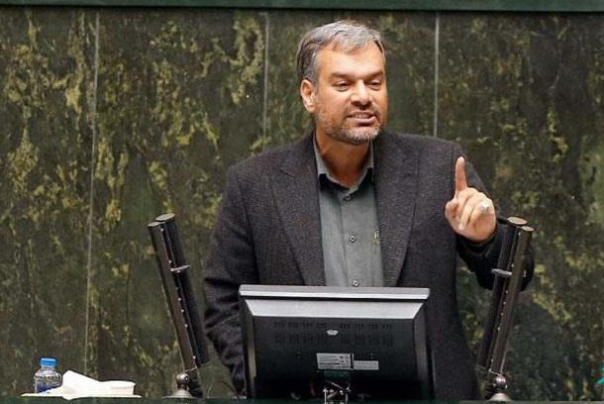 گشت ارشاد سنخیتی با اصول انقلاب و رهبری ندارد/ اسناد پزشکی ضرب و شتم مهسا امینی را رد می‌کند