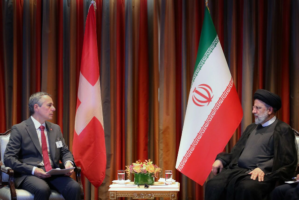 رئيس الجمهورية لنظيره السويسري: لم نر أي خطوة عملية تظهر تعويضاً عن سلوك الحكومة الأمريكية السابقة