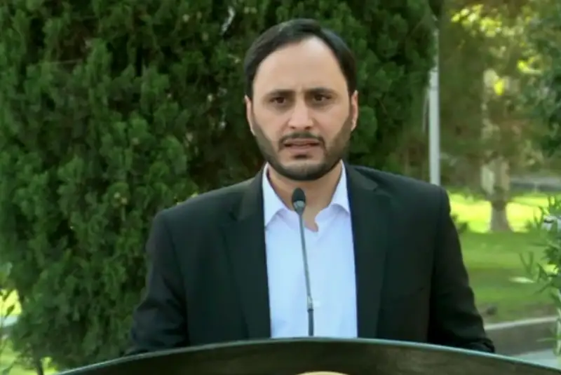 لایحه متناسب‌سازی حقوق کارکنان و بازنشستگان با قید دوفوریت تقدیم مجلس شد