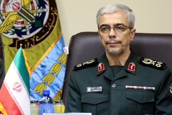 اللواء باقري: تعدد المذاهب لم يشكّل تهديدا لايران