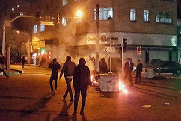هرج و مرج؛ نتیجه مطالبات سلبی روشن در کنار مطالبات ایجابی مبهم