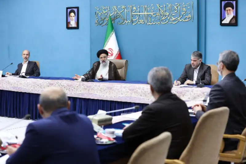 رئیسی: موسسات پژوهشی و دانشگاه‌های کشاورزی برای مدیریت منابع آبی به میدان بیایند