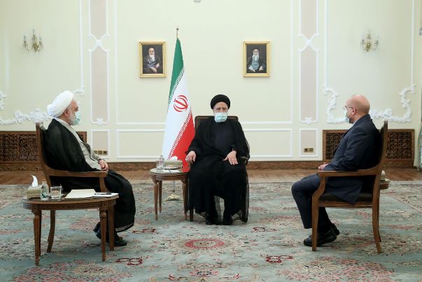 تاکید سران قوا بر رسیدگی به پرونده‌های عوامل ناآرامی‌ها براساس موازین قانونی و شرعی