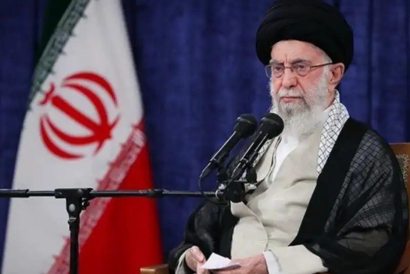 رهبر معظم انقلاب: عاملان جنایت اندوهبار حرم شاهچراغ یقیناً مجازات خواهند شد