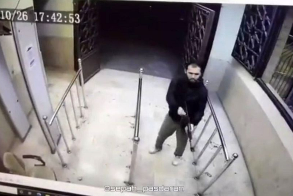 القبض على الارهابي الثاني في جريمة شيراز