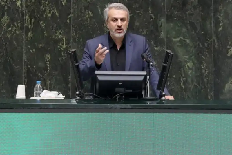 مجلس دوباره به فاطمی امین اعتماد کرد
