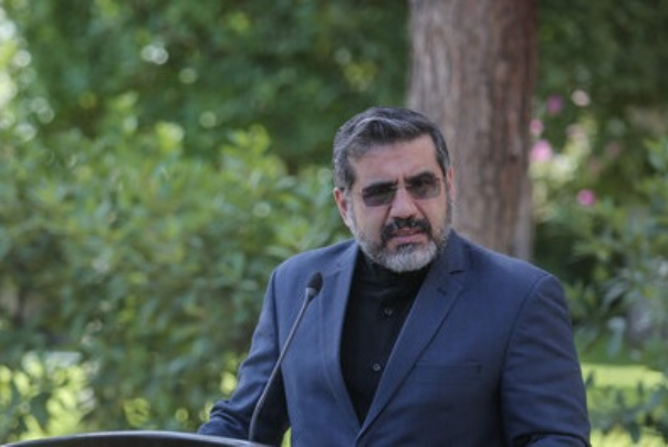 سیاست قطعی ما حمایت از اهالی فرهنگ و هنر است