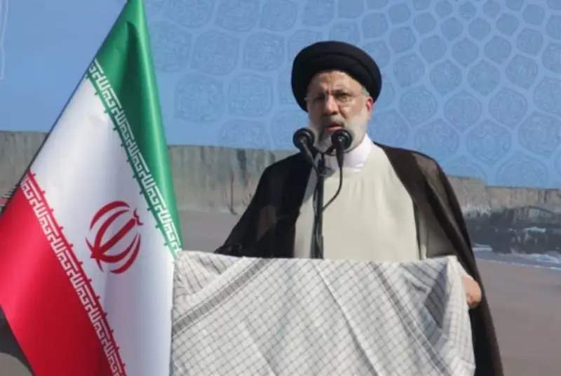 رئیس جمهور از سرمایه‌گذاران برای حضور در جاسک دعوت کرد/ سواحل مکران استعداد راهبردی اقتصادی، تجاری و تولیدی دارد