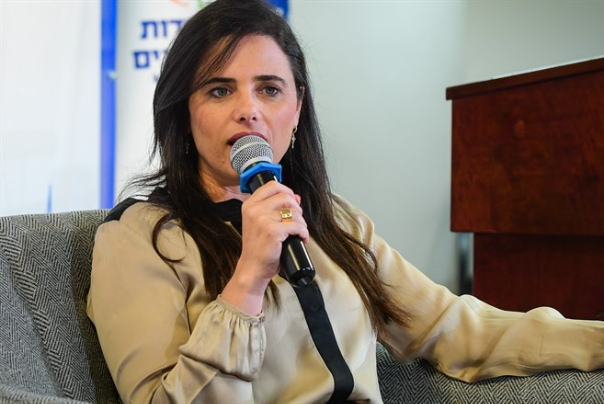 איילת שקד: עד שלא הוגש נגדו כתב אישום, נתניהו התנגד לכל שינוי במערכת המשפט