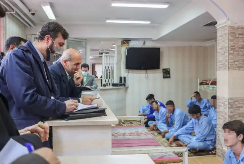دبیر ستاد حقوق بشر از کانون اصلاح و تربیت استان تهران بازدید کرد