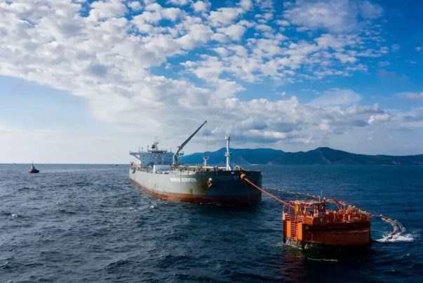 Казахстан будет развивать транспортировку нефти в сторону Ирана и Китая