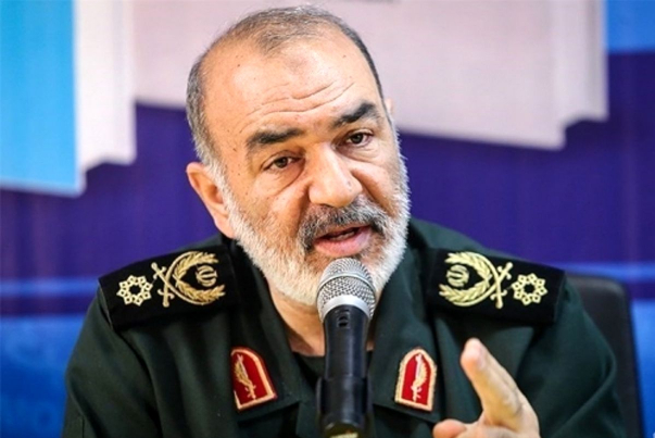 دشمن همه راه‌های نفوذ را امتحان کرده و ناکام مانده است