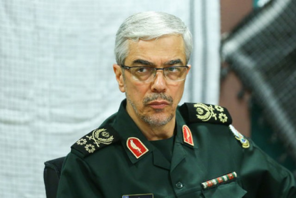 اللواء باقري:  العدو شنّ حربا هجينة ضد الشعب الايراني