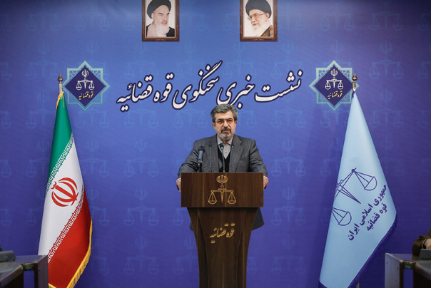 حکم دو جاسوس فرانسوی هنوز صادر نشده است/ پرونده شهید سلیمانی 154 متهم دارد