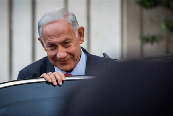 המנוי אינו זמין כעת: נתניהו ויתר על האייפון