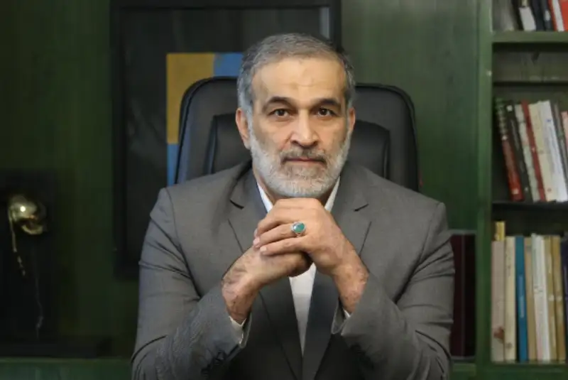 زبان هنر راهگشای میدان جهاد تبیین است