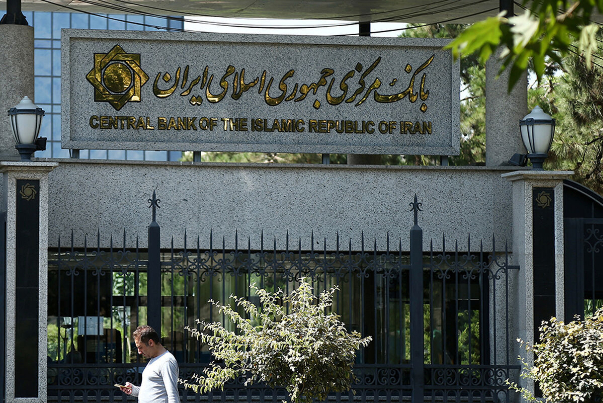 کاهش 13.8 درصدی رشد نقدینگی در 21 ماه گذشته/ کنترل نقدینگی باعث کاهش اعطای تسهیلات بانکی نشد