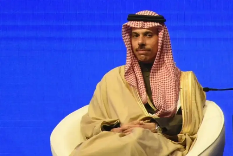 «فیصل بن فرحان» فردا به عراق می‌رود