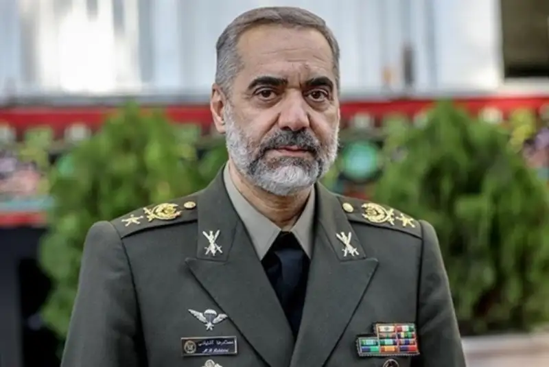 وزیر دفاع: کسی نمی‌تواند ایران مقتدر را تهدید کند