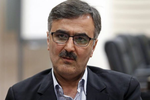 فرزین: مرجعیت نرخ ارز را بدست می‌گیریم