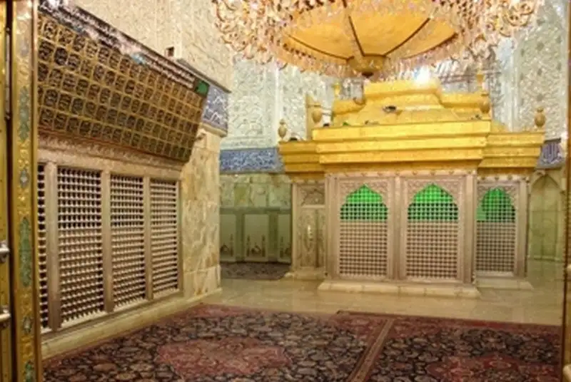 حرم امام حسین (ع) به مناسبت ماه رمضان شست‌وشو شد+ فیلم