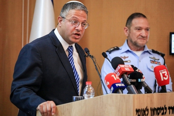 משטרת ישראל מנסה להצדיק את התבטאויותיו הגזעניות של שבתאי על ערבים