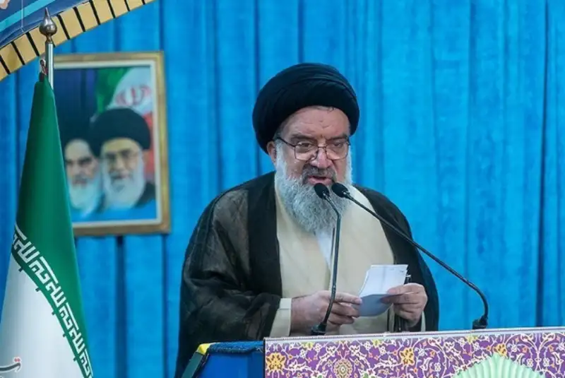 آیت الله خاتمی: دشمنانی که در اغتشاشات به دنبال براندازی بودند، خود نابود شدند