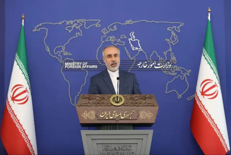 کنعانی: فرانسه از اظهارات مداخله‌جویانه پرهیز کند