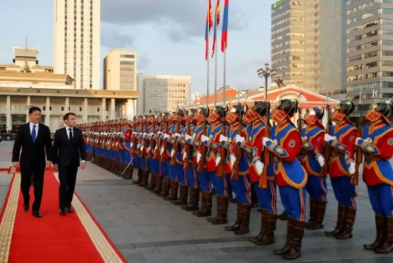 دوستی با مغولستان؛ سناریو جدید پاریس برای مقابله همزمان چین و روسیه