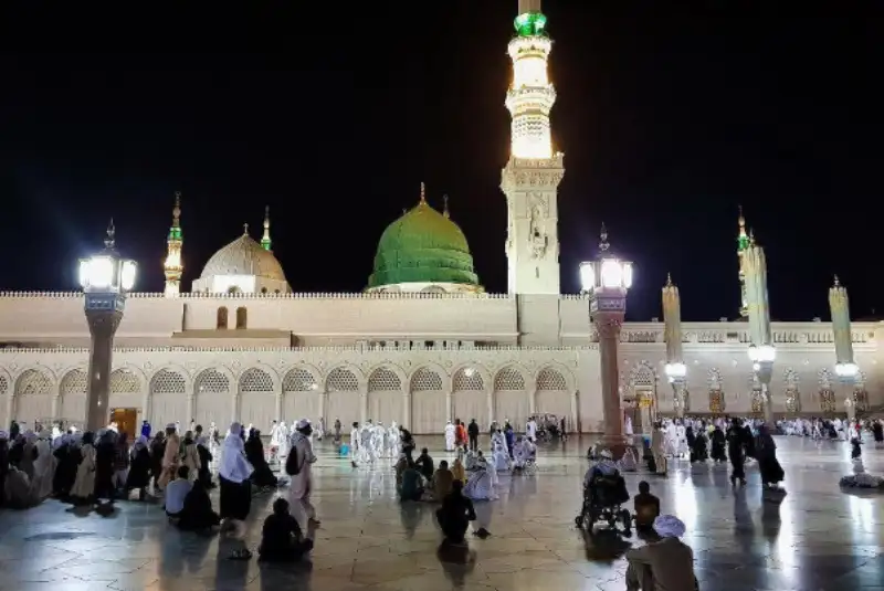 حرم نبوی برای تشرف بانوان آماده شد + فیلم