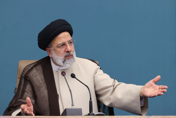 السيد رئيسي: الأولوية الرئيسية للبلاد توفير فرص العمل
