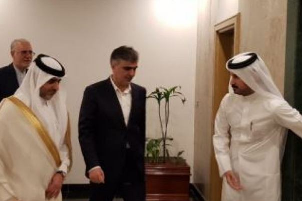 محافظ البنك المركزي الايراني يصل إلى قطر