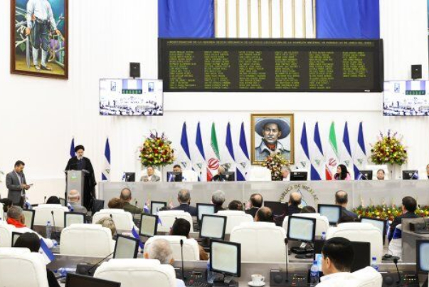 Раиси: непрерывная коммуникация между независимыми государствами является фактором иммунитета против гегемонистской системы