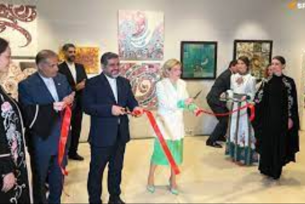 Министры культуры России и Ирана открыли выставку иранского искусства в Москве