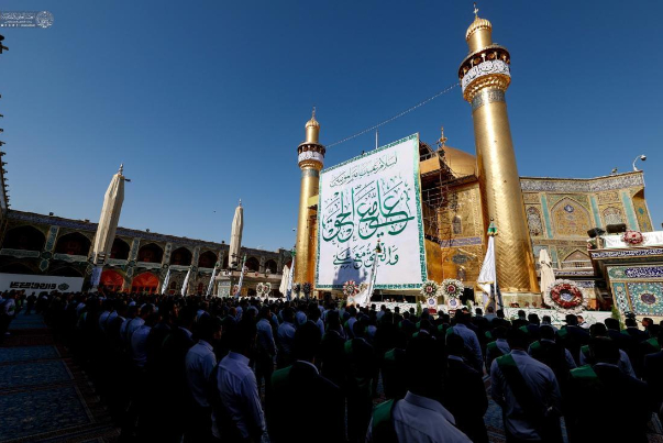 توافد حشود الزائرين الى النجف الاشرف لاحياء عيد الغدير