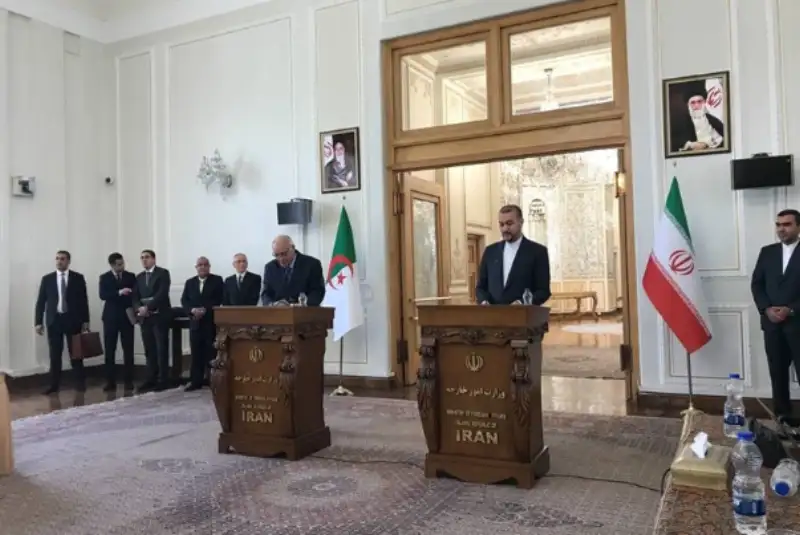 توافق ایران و الجزایر برای لغو روادید سیاسی