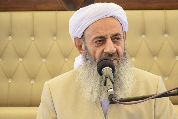 روزنامه جمهوری اسلامی: حمله تروریستی به کلانتری زاهدان، محصول تندروی‌های مولوی عبدالحمید در نماز جمعه است
