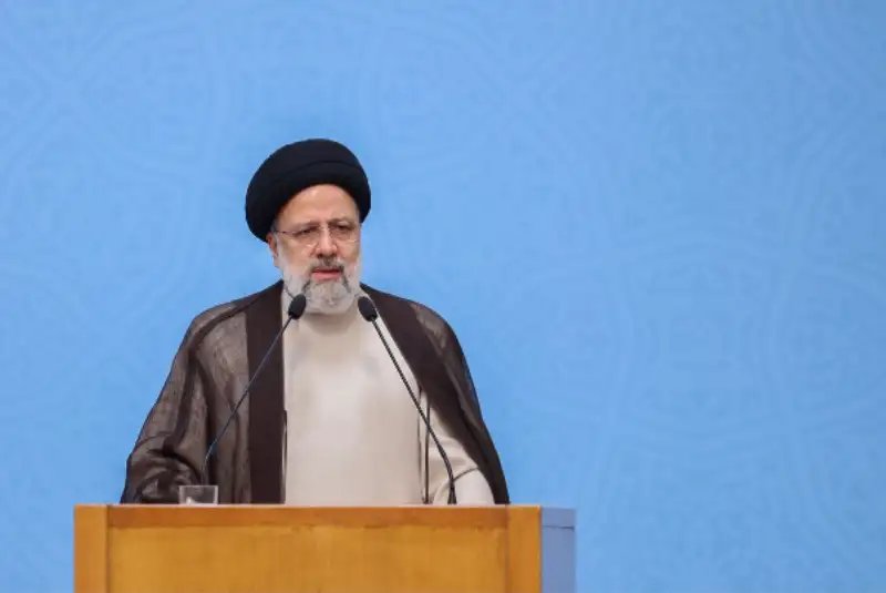 رئیسی: راه‌اندازی پتروشیمی گچساران نشانه تحقق شعار «ما می‌توانیم» است